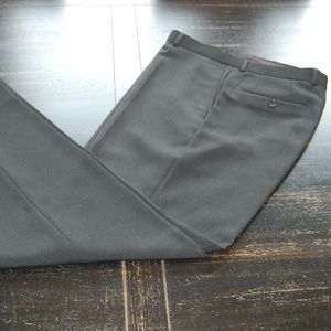 Hugo Boss Black Trousers size 36" and inseam 32"